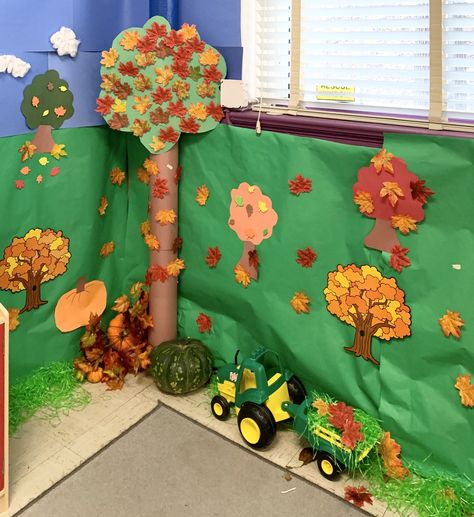 Leaves Dramatic Play Preschool, Trees Dramatic Play Preschool, Tree Parts Preschool, Trees Unit Preschool, September Dramatic Play Center, Tree Dramatic Play Preschool, Tree Study Creative Curriculum Preschool Dramatic Play, Tree Study Dramatic Play, Tree Art For Preschool