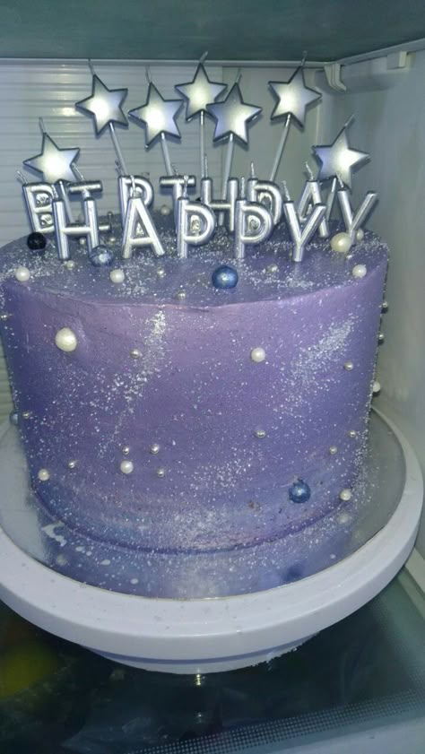 Euphoric Birthday Cake, Stars Bday Theme, Saturno Birthday Party, Euphoria Themed Cake, Euphoria Cake, Bolo Euphoria, Euphoria Birthday, Purple Birthday Cake, Disco Cake