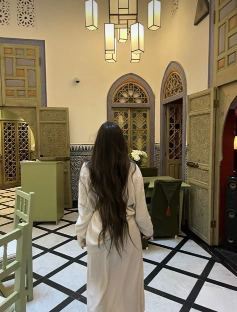 Arab Culture Aesthetic, Moroccan Girl Aesthetic, Morocco Girls, Morrocan Fashion, Morocco Aesthetic, Moroccan Bride, Moroccan Aesthetic, Moroccan Beauty, Moroccan Clothing