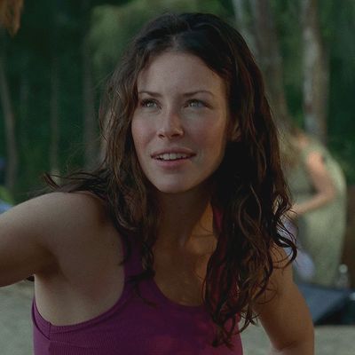 Kate Lost, Marvel Females, Kate Austen, Evangeline Lily, Kate Austin, Lost Tv Show, Harry Potter Girl, Female Inspiration, Romantic Photoshoot