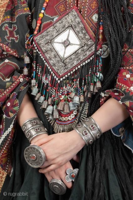 Turkoman Ersari Gonzuk with beaded strap first quarter 20th c | rugrabbit.com Ethno Style, Mode Hippie, Afghan Jewelry, Afghan Fashion, Hippy Chic, Afghan Dresses, Mode Boho, 영감을 주는 캐릭터, Ethnic Jewelry