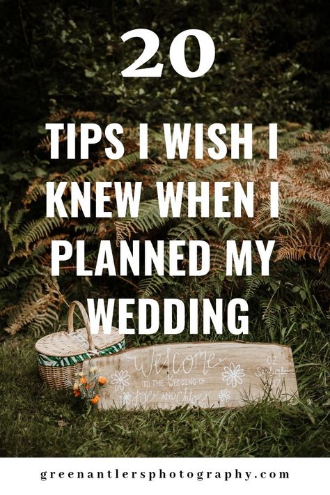 I was a bride when Pinterest wasn't even a thing and there's so many things I wish I knew about wedding planning. Now, as a wedding photographer for so many years, I've learned all the ins and outs about wedding planning tips and so I've made a list of 20 tips and advice for future brides so you don't make the same mistakes I did. #weddingplanning #weddingtips All Things Wedding Everything, Bride To Do List Things To Do, Fairy Tell Weddings, Tips For Wedding Planning, What To Know When Planning A Wedding, Wedding Do And Donts, Things To Know When Planning A Wedding, How To Plan A Wedding In A Year, Wedding Party Alternatives