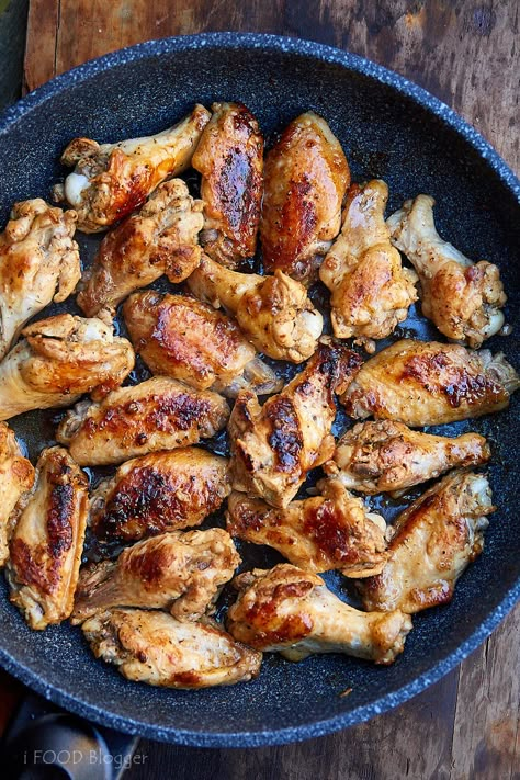 Pan Seared Chicken Wings, Pan Fried Chicken Wings Recipes, Chicken Wings Stove Top, Ways To Cook Chicken Wings, Chicken Wing Recipes Stove Top, Stove Top Chicken Wings, Chicken Wings On Stove Top, Fried Wings Recipe, Pan Fried Chicken Wings