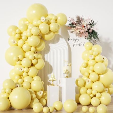 Lemon Themed Bridal Shower, Yellow Balloons, Kids Gift Guide, Pastel Yellow, Bridal Shower Theme, Grad Parties, Happy Day, Book Gifts, Wedding Anniversary