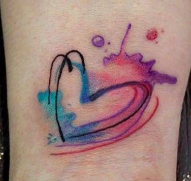 <strong></strong> Watercolor Heart Tattoos, Heart Tattoos, Geniale Tattoos, Tatuaje A Color, Heart Tattoo Designs, Dragonfly Tattoo, Watercolor Heart, Tattoos For Daughters, Sister Tattoos