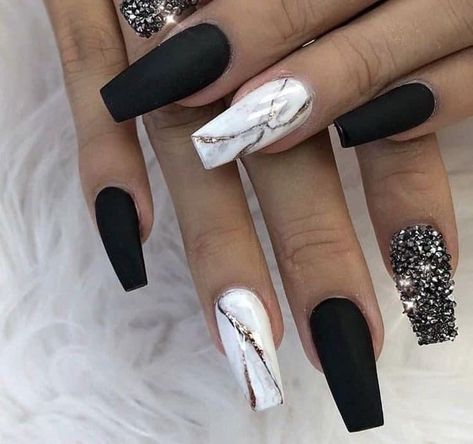 Sagittarius Nails, Butterfly Nail Designs, Nails With Glitter, Trendy Nail Art Designs, Trendy Nail, Trendy Nail Art, Butterfly Nail, Black Butterfly, Nails Art