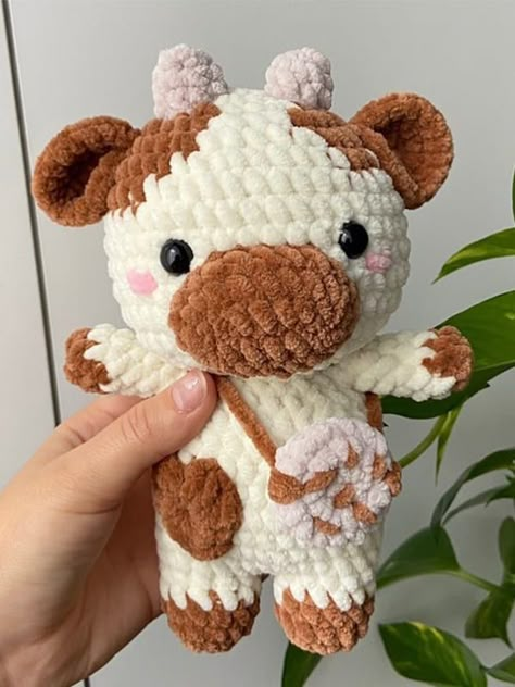 Strawberry Cow Crochet Free PDF Amigurumi Pattern Crocheted Cow Pattern, Disney Crochet Patterns, Strawberry Cow, Easy Crochet Animals, Crochet Strawberry, Pola Amigurumi, Mode Crochet, Crochet Cow, Crochet Animals Free Patterns