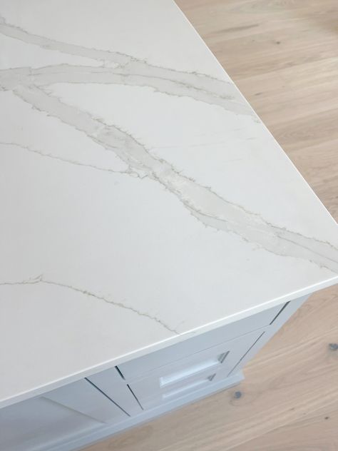 Beautiful Quartz Countertops White Quartz With Grey And Gold Veining, Gold Calcutta Quartz, Calacatta Elysio Quartz, Calcutta Oro Quartz, Quartz Calcutta Countertops, Vadara Quartz Countertops, Gold Quartz Countertops, Quartz With Gold Veining, Calacatta Quartz Kitchen Countertops