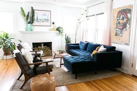 Navy Couch, Mid Century Modern Sectional Sofa, Modern Mid Century, Scandinavian Furniture, Family Room Design, A Living Room, Couches Living Room, Small Living Room, Living Room Inspiration