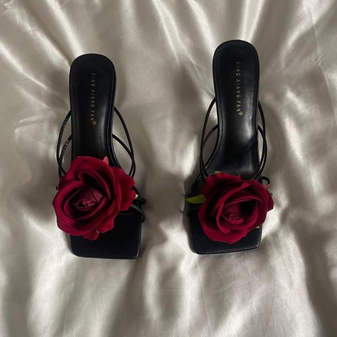 Red Rose Heels, Boring Outfits, Strap Sandals Heels, Flower Heels, Double Strap Sandals, Necklace Gift Box, White Shoe, Flower Sandals, Red Rose Flower