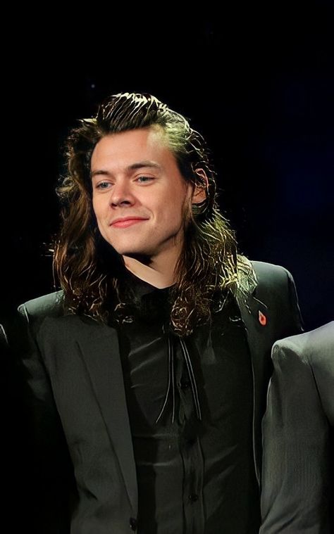 Harry Styles 2018 Photoshoot, Harry Styles Long Hair Photoshoot, Harry Styles 1d Era, Harry Styles Hd Wallpapers, Harry Styles Lhh, Long Hair Harrystyles, Long Haired Harry Styles, Long Hair Harry Styles, Long Haired Harry