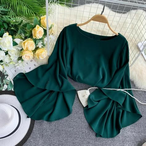 Designer Tops For Women Classy, Chiffon Tops Blouses Classy, Elegant Tops And Blouses, Stylish Tops For Women Classy, Fancy Tops For Women, Classy Tops, Blouse Casual Fashion, Dress Trendy, Cheap Blouses