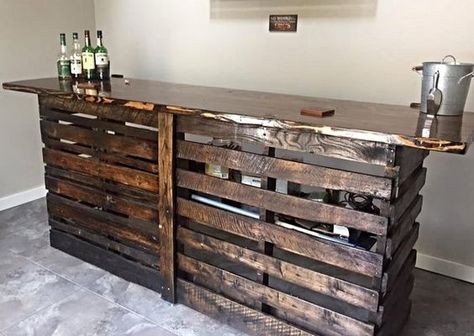 87 Epic Pallet Bar Ideas to Embrace for Your Event Wood Bar Ideas, Bar Con Pallet, Palet Bar, Pallet Wood Bar, Pallet Bar Plans, Wooden Pallet Bar, Bar Pallet, Bar En Palette, Pallet Bar Diy