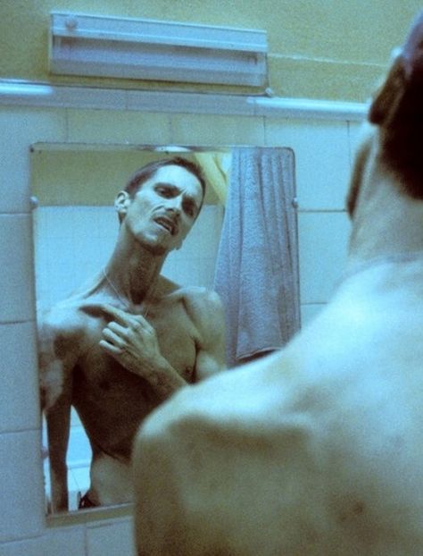 Christian Bale The Machinist, Christian Bale Body, The Machinist, Fanny Pack Fashion, Celebrity Bodies, Movies Box, Movie Facts, Christian Bale, Cinematic Photography