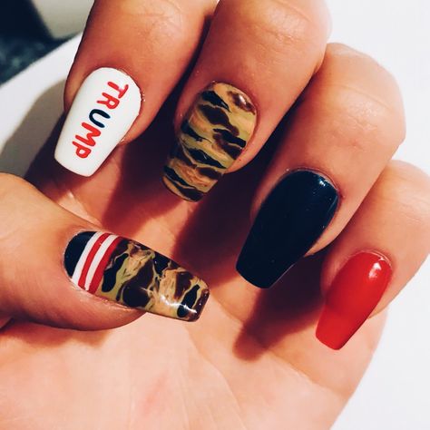 Easy Nail Art Tutorial, Country Acrylic Nails, Rodeo Nails, Football Nails, Watching Fireworks, Flag Nails, Florida Nails, Western Nails, Nail Looks