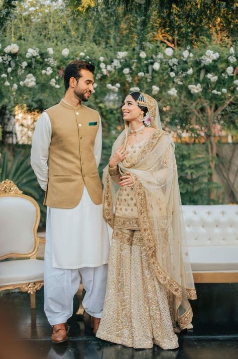 Gorgeous Wedding Of A Cricket Presenter In The Most Stunning Bridal Outfits | WedMeGood Pakistani Bridal Dresses Online, Nikah Outfit, Nikah Dress, Desi Wedding Dresses, Couple Wedding Dress, Nikkah Dress, Asian Bridal Dresses, Asian Wedding Dress, Bridal Dresses Pakistan