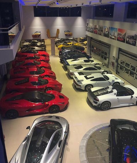 This $130 Million Supercar Collection Will Blow Your Mind - Maxim Luxury Cars Collection, Jeep Luxury, Tmax Yamaha, Ferrari Ff, Motorcycle Honda, Wallpaper Luxury, Luxury Boat, Luxury Garage, Cars Collection