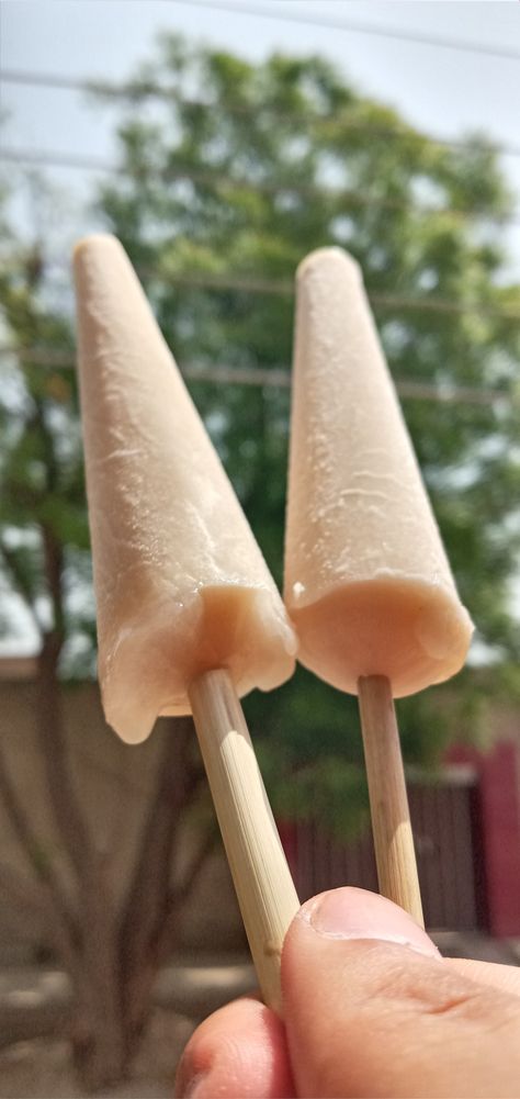 Kulfi Snapchat Story, Kulfi Aesthetic, Kulfi Snap, Kulfi Photography, Ice Cream Snap, Fake Post, Mango Kulfi, Delicious Food Image, Desi Things