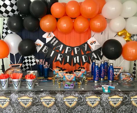 Toro Loco Birthday Cake, El Toro Loco Cake, El Toro Loco Birthday Party, Toro Loco Birthday Party, El Toro Loco Monster Jam, Monster Jam Birthday Cake, Monster Jam Birthday Party, Monster Jam Birthday, Monster Jam Party