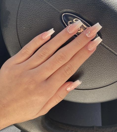 Simple Pretty Nails French Tip, Basic Cute Nails Acrylic, Cute Christmas Nails Simple, Acrylic Nails Ballerina, Nails Inspiration Ballerina, Nail Inspo Ideas, Short Nail Inspo, Ballerina Acrylic Nails, Nail Pink