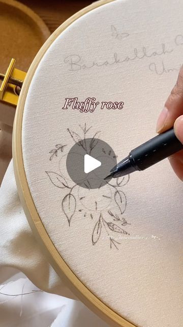 Needle Painting Embroidery Tutorials, Embroidery Rose Tutorial, Hand Embroidery Rose, Rose Embroidery Designs, Rose Embroidery Pattern, Embroidery Rose, Embroidery Designs Baby, Embroidery Lessons, Rose Tutorial