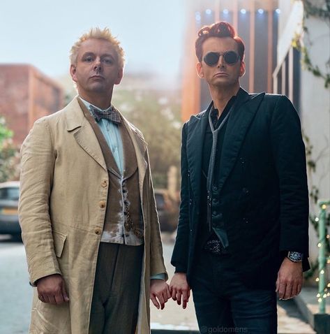 Aziraphale And Crowley, David Michael, Good Omens Book, Hold Hands, Terry Pratchett, British People, Good Omens, Michael Sheen, Neil Gaiman