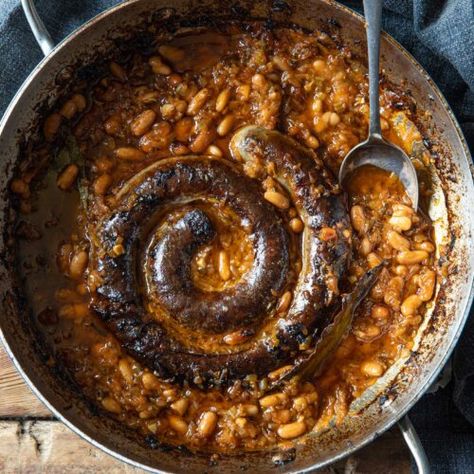 Sausage Cassoulet, Cassoulet Recipe, Cumberland Sausage, Balsamic Drizzle, Creamy Mash, Sage Sausage, Easy Comfort Food, Vegetable Puree, Butter Beans