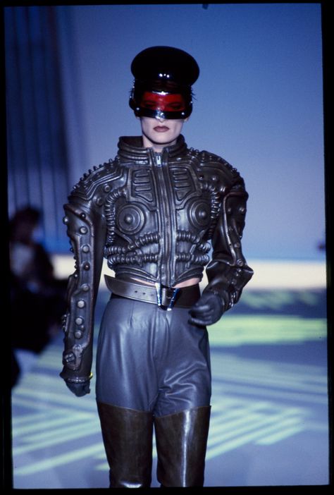 Thierry Mugler 1990 Surreal Fashion, Fashion Study, Mugler Fashion, Band Jacket, 90s Runway, 1990s Fashion, Futuristic Fashion, Thierry Mugler, Estilo Punk