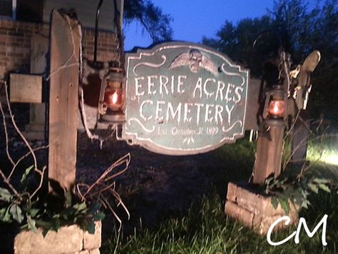 Outdoor Halloween Cemetery Sign Prop with Lanterns Halloween Cemetery Sign Diy, Cemetery Sign Diy, Headboard Cemetery Sign, Cemetery Sign Halloween, Diy Cemetery Sign, Headboard Halloween Sign, Halloween Cemetery Ideas, Tombstones Diy, Cemetery Sign