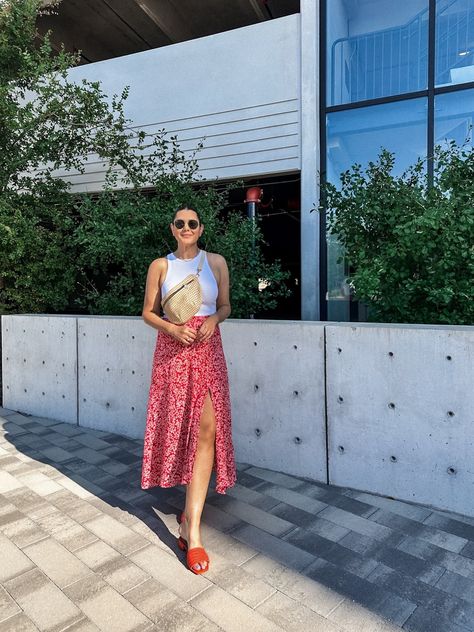 Ankle Skirt Outfit, Skirt Outfit Summer, Kendi Everyday, Because I Can, Red Skirt, Floral Maxi Skirt, Women Outfits, Skirt Outfit, Late Summer