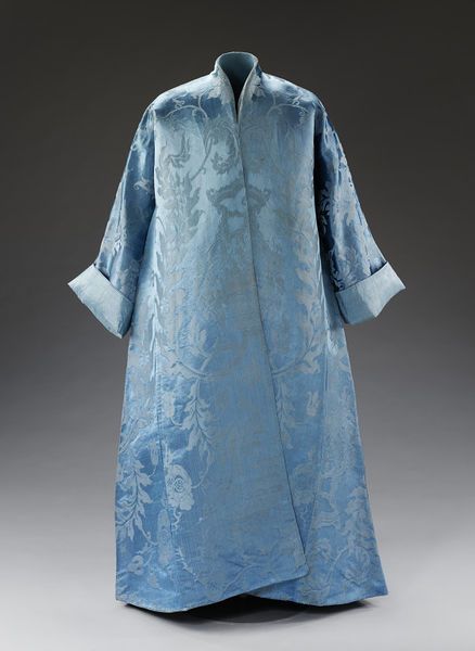 Chinese Robes, Formal Dress For Men, 18th Century Mens Fashion, 18th Century Clothing, Century Dress, Chinese Blue, Dressing Gowns, 18th Century Fashion, Full Length Gowns