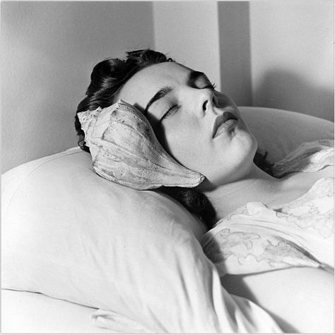 Nina Leen photographs a girl sleeping with a shell next to her ear. Nina Leen, Ocean Sounds, Pedro Pascal, Life Magazine, Vintage Photographs, Insomnia, Vintage Photography, Headache, Persona