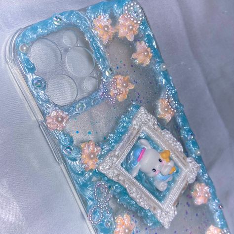 Blue sanrio decoden resin handmade case Decoden Phone Case Blue, Sanrio Decoden, Blue Sanrio, Decoden Phone Case, Phone Ideas, Snoopy, Phone Case, Electronics, Phone Cases