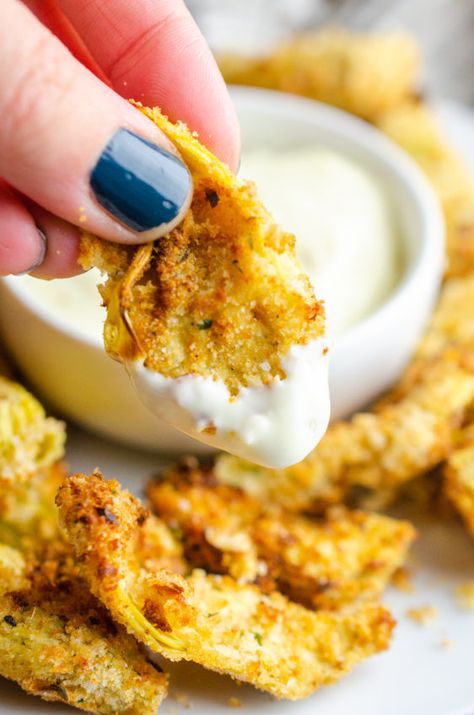 A lightened up version of a classic. These air fryer artichoke hearts are just as crispy and crunchy and use just a fraction of the oil! Air Fryer Artichoke Hearts, Air Fryer Artichoke, Lemon Aioli Recipe, Dipping Recipes, Fried Artichoke Hearts, Air Fry French Fries, Artichoke Heart Recipes, Crab And Artichoke Dip, Air Fry Chicken Wings