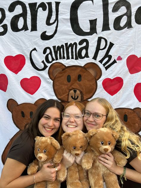 Teddy Bear Sorority Theme, Bear Bid Day Theme, Bear Bid Day, Sorority Bonding Activities, Sorority Activities, Big Little Themes, Sisterhood Retreat, Sisterhood Events, Big Little Reveal Ideas