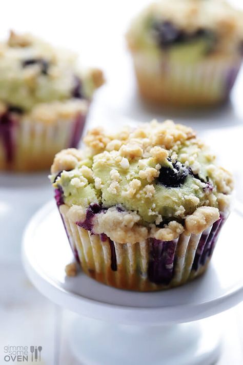 Avocado Breakfast Sandwich, Avocado Muffins, Avocado Hummus, Gimme Some Oven, Avocado Breakfast, Corn Cakes, Muffin Recipes Blueberry, Blueberry Muffin, Raw Sugar