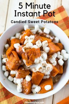 5 Minute Instant Pot Candied Sweet Potatoes #instantpot #holidays Candied Sweet Potato Recipes, Best Thanksgiving Appetizers, Sweet Potato Flour, Sweet Potatoes With Marshmallows, Sweet Potato Casserole Easy, Yams Recipe, Casserole Easy, Candied Sweet Potatoes, Best Instant Pot Recipe