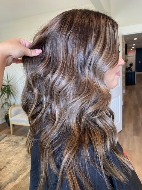 Micro Highlights, Prank Texts, Ashy Brown Balayage, Curly Hair Mid Length, Mens Curly Hair, Ashy Brown, Blond Highlights, Brown Hair Inspo, Cute Hair Colors