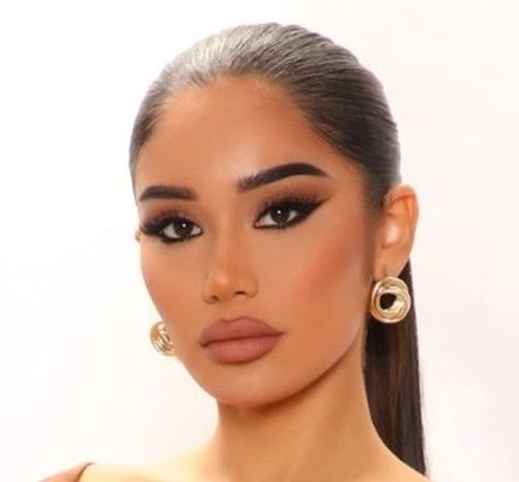 Moroccan Makeup Look, Arab Glam Makeup, Lebanese Wedding Makeup, Middle East Makeup, Arab Hairstyles, Arabian Makeup Look, Arabic Makeup Looks, Moroccan Makeup, Lebanese Makeup