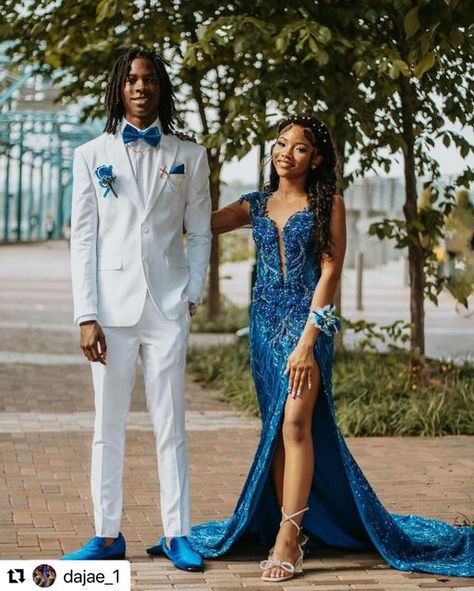 Prom Colors For Couples Black, Purple Prom Couple, Prom Colors For Couples, Prom Color Ideas, Prom Couples Outfits, Couple Prom, Dresses Couture, Couples Outfits, Prom Photoshoot