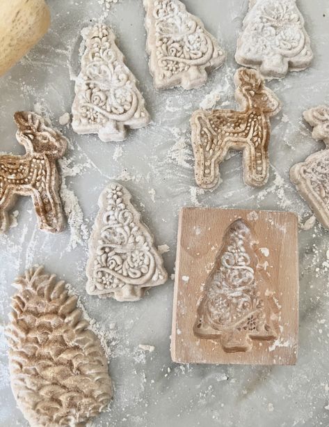 Molded Christmas Cookies Molded Christmas Cookies, Shortbread Cookie Mold Recipe, Cookie Recipe For Cookie Molds, Shortbread Cookie Recipe For Molds, Cookie Mold Cookies, Molded Cookies Recipes, Christmas Cookie Molds, Wooden Cookie Mold Recipes, Cookie Mold Recipes