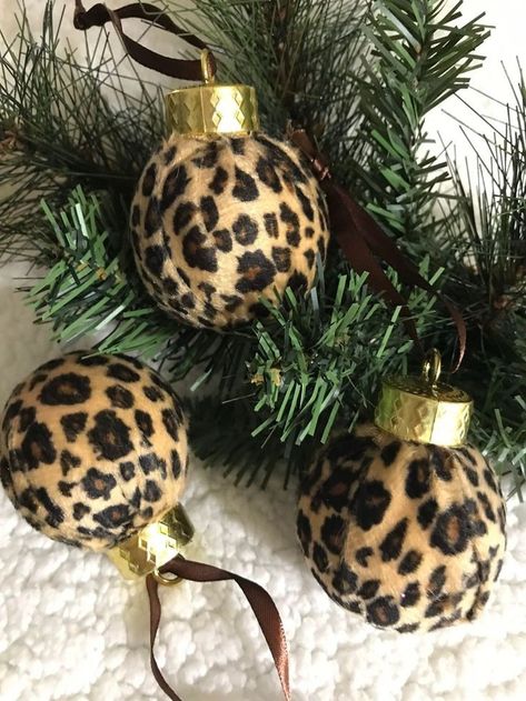 Decoration For Party, Animal Print Decor, Leopard Christmas, Tree Wreath, Christmas Feeling, Golden Girl, Christmas Mood, Christmas Stuff, Cloud 9