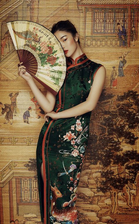 Cheongsam Photography, Cheongsam Aesthetic, Cheongsam Photoshoot, Chinese Photoshoot, Old Shanghai Style, Shanghai Dress, Attire Guide, Cheongsam Vintage, Graduation Inspiration