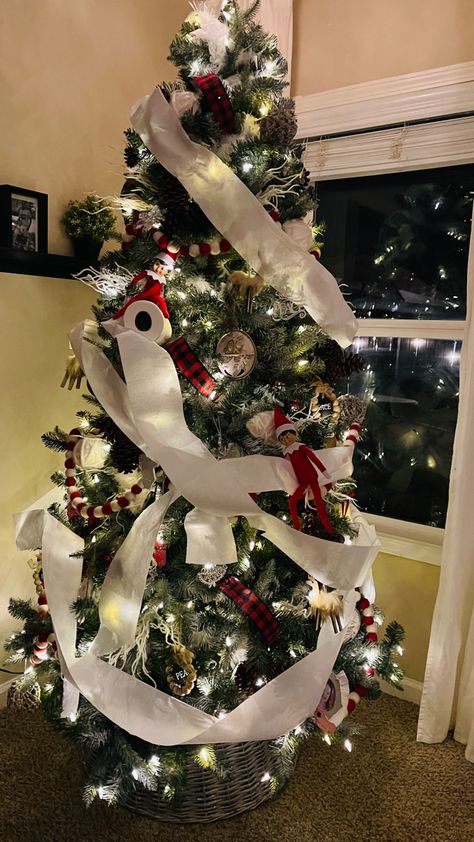 Tp Tree Elf On The Shelf, Elf Teepee Tree, Elf On The Shelf In The Tree Ideas, Easy Elf On The Shelf Ideas Christmas Tree, Elf And Christmas Tree, Elf Decorating Christmas Tree, Elf On The Shelf On Christmas Tree, Elf Tp Christmas Tree, Elf On Christmas Tree