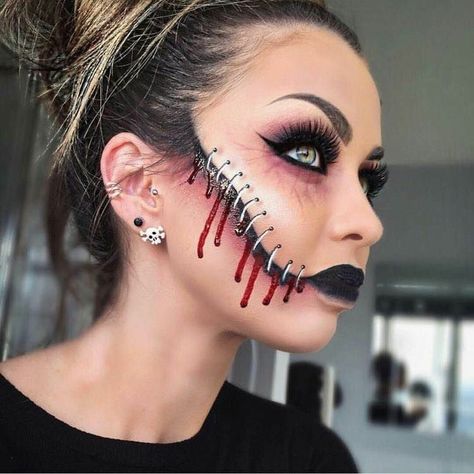 Carnaval Make-up, Fete Emo, Stitches Makeup, Make Up Diy, Makeup Zombie, Halloweenský Makeup, Halloween Make-up Looks, Uhyggelig Halloween, Holloween Makeup