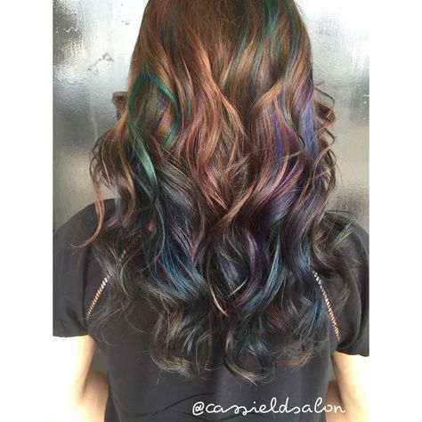 Oil slick hair @cassieldsalon Hidden Oil Slick Hair, Brunette Oil Slick Hair, Oil Slick Hair Color Light Brown, Dark Brown Rainbow Hair, Brown Oil Slick Hair, Oil Slick Hair Color Blonde, Oil Slick Hair Color Brunettes, Oil Slick Hair Color, Hair Lights