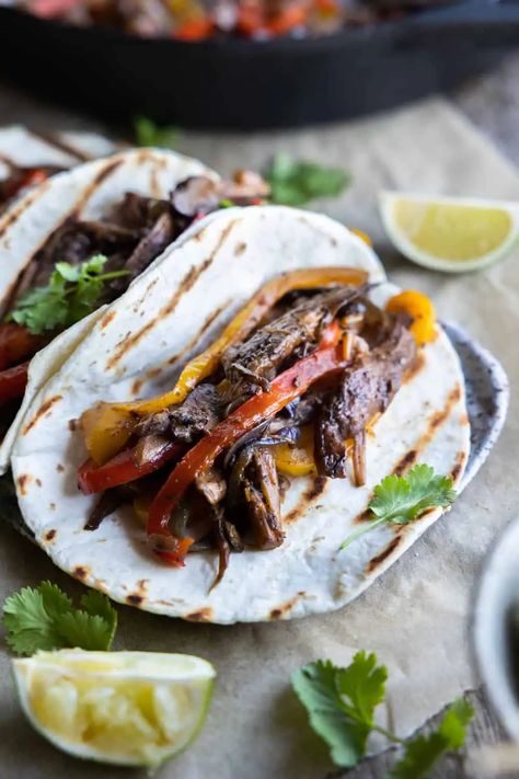 Mushroom Fajitas | Heartful Table Mushroom Fajitas, Red Chile Sauce Recipe, Vegan Fajitas, Mexican Comfort Food, Chile Colorado, Red Chile Sauce, Fajita Bowls, Chile Sauce, Marinated Mushrooms