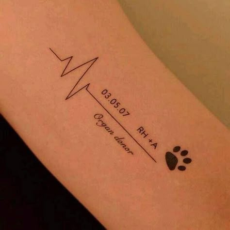 Tattoo Ideas Female Dog, Mini Tattoos With Meaning, Healthcare Tattoo, Tato Minimal, Bts Tattoos, Wrist Tattoos For Guys, Tattoo Aesthetic, Small Pretty Tattoos, Geometric Tattoo Design