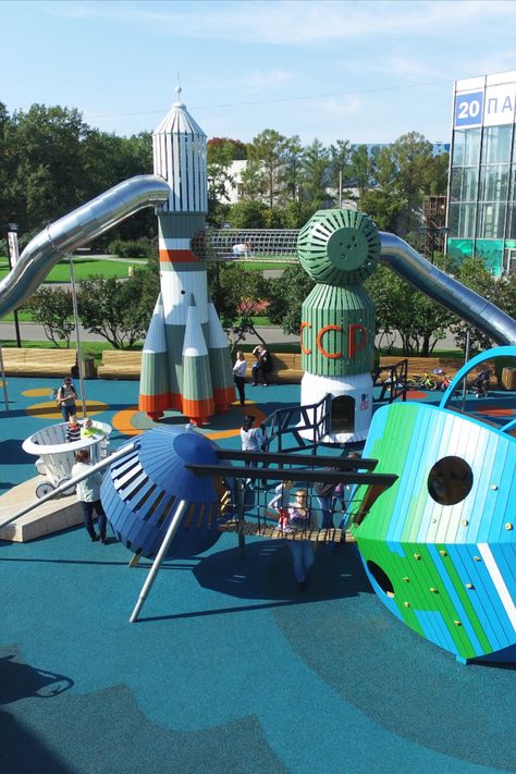 Space Rocket Playground, MONSTRUM Spaceship Playground, Space Playground, Lego Station, Kid Playground, Theatre Inspiration, Outdoor Play Spaces, Outer Planets, Playground Areas, Space Dog