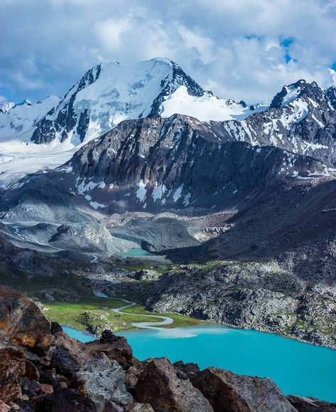 Pamir Highway, Dragon House, Spring Landscape, Travel List, Central Asia, Scenic Landscape, Hiking Trip, Dream Destinations, Amazing Destinations